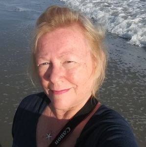 Meet your Posher, Caren